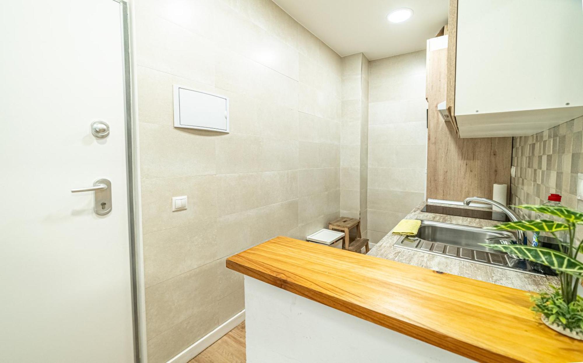New Flat , Modern , Wifi, 10Min Sol, 5 Reina Sofia Lejlighed Madrid Eksteriør billede