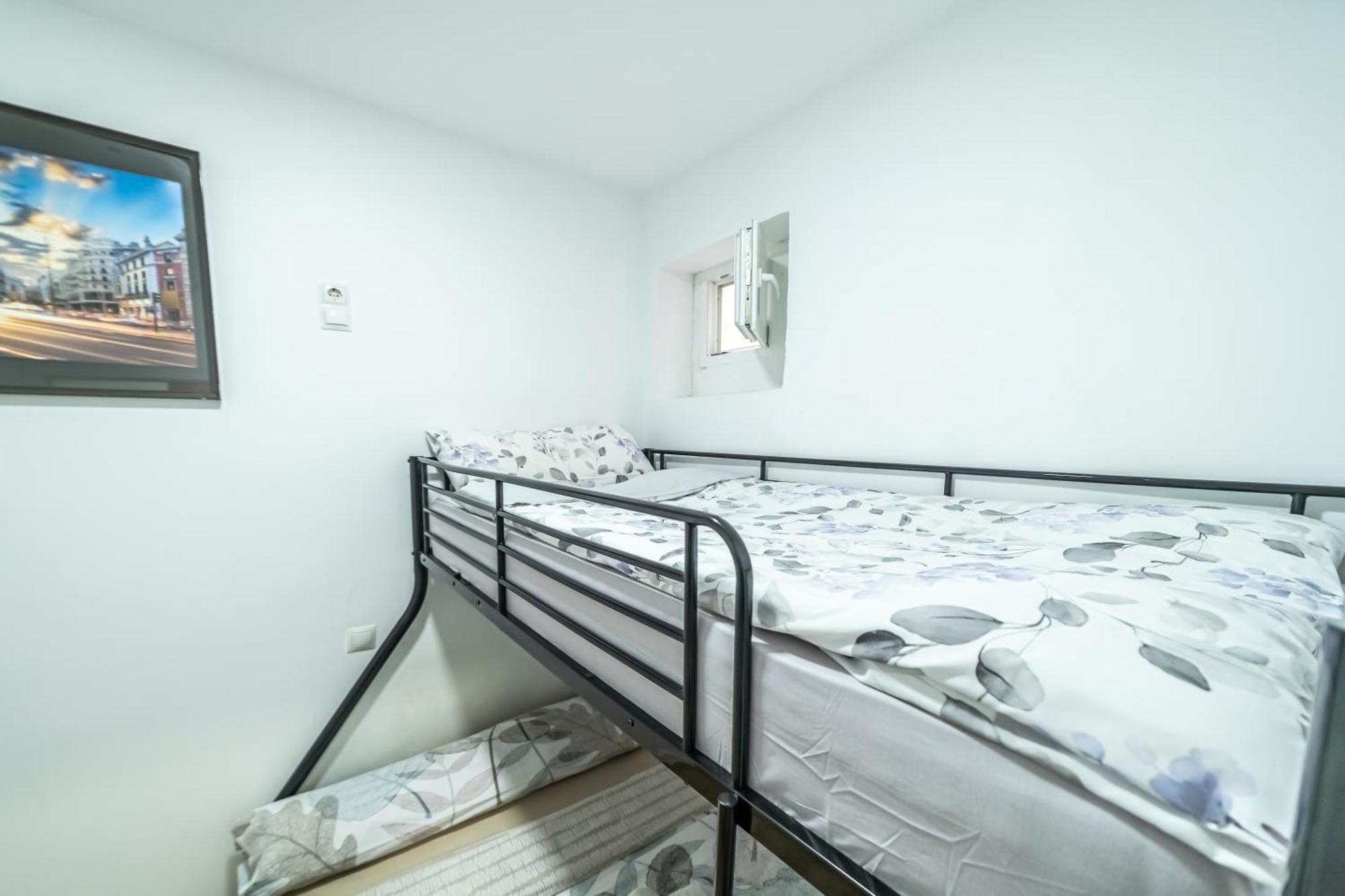 New Flat , Modern , Wifi, 10Min Sol, 5 Reina Sofia Lejlighed Madrid Eksteriør billede